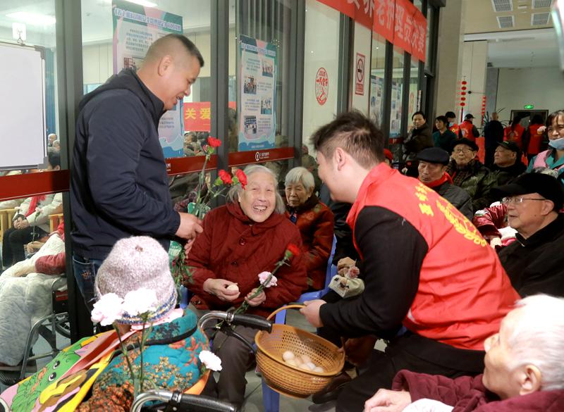 图片4.jpg 图片4.jpg