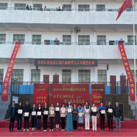 新邵县迎光乡中心学校：书香迎光向未来，艺韵成华谱新篇