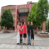“新化日行一善”暖人心，爱心助学筑梦行
