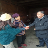 岳阳市邵阳商会：情系困难群众 关怀暖新春 